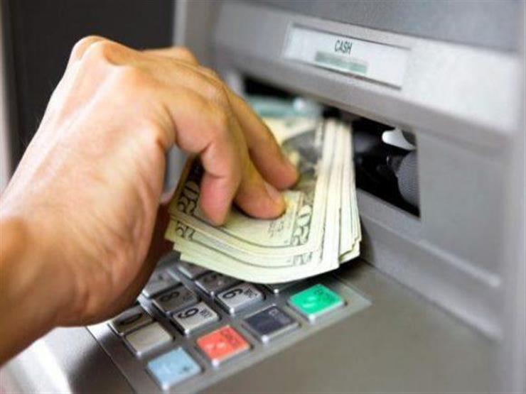 مزايا السحب والإيداع من ماكينات ATM بدون بطاقة